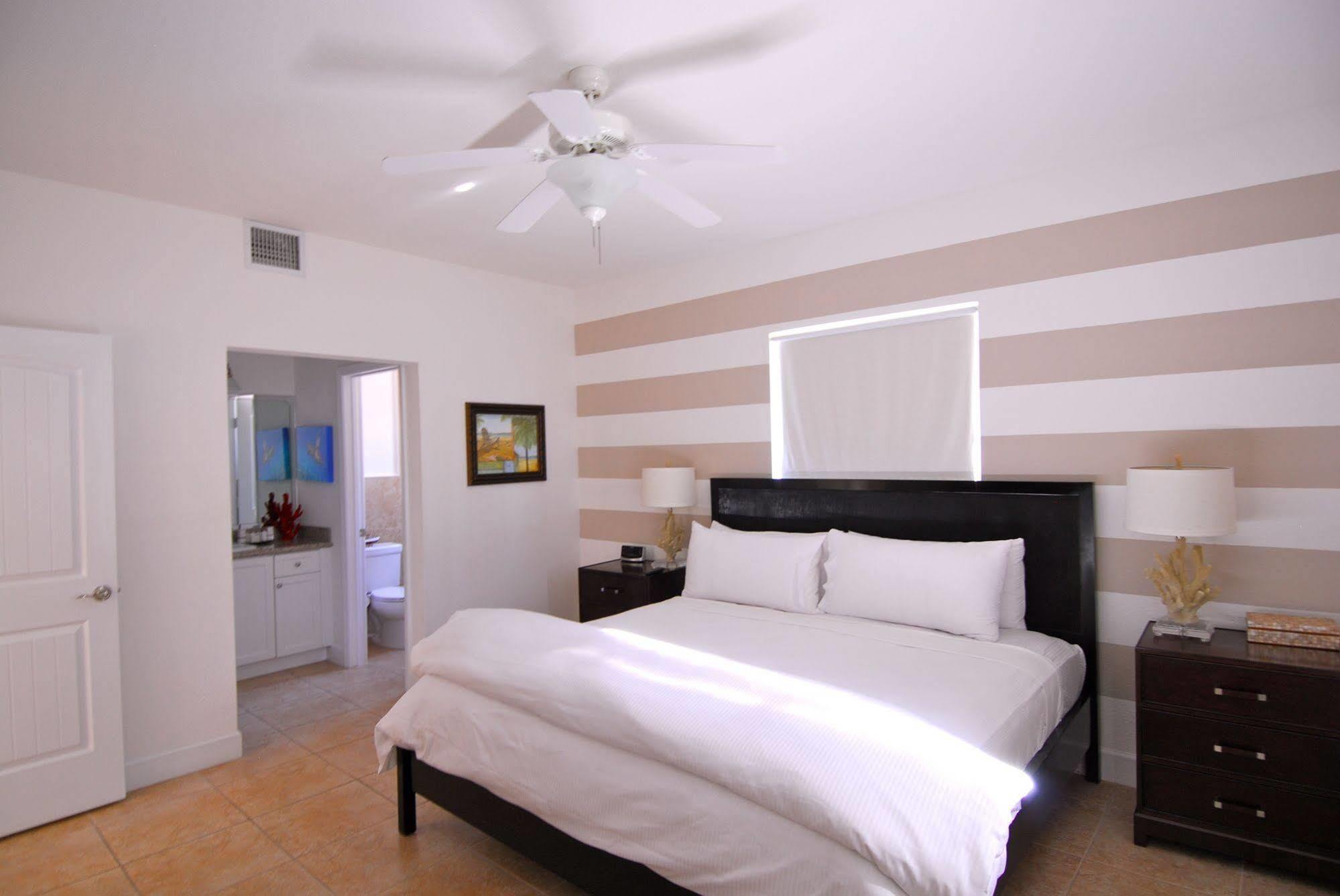 Resorts World Bimini Bayley Town Exterior foto